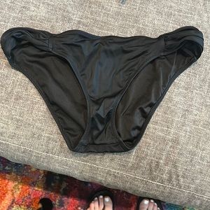 Black Victoria’s Secret Bottom in Medium